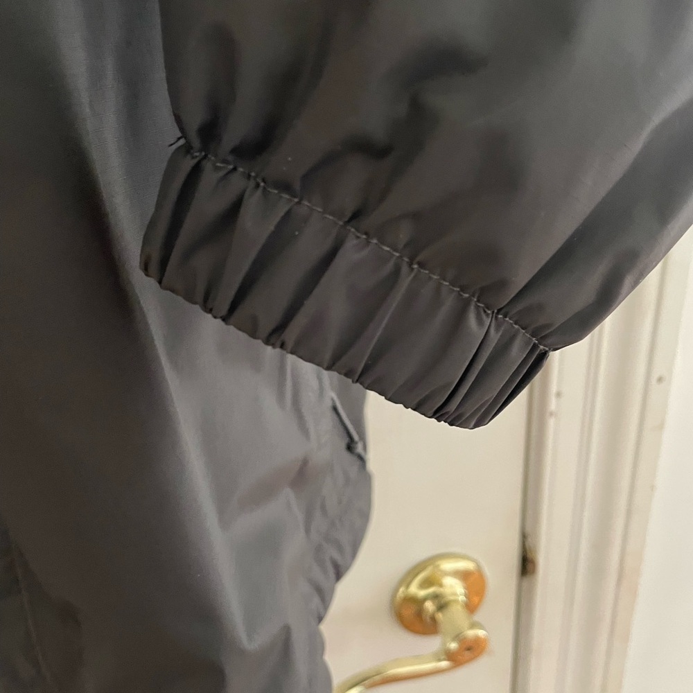 North Face Resolve Waterproof Jacket - image 7